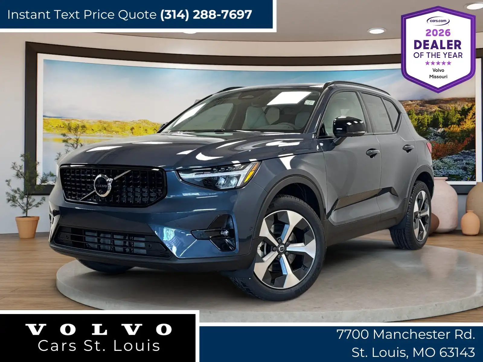 2026 Volvo XC40 B5 Plus Dark AWD's photo