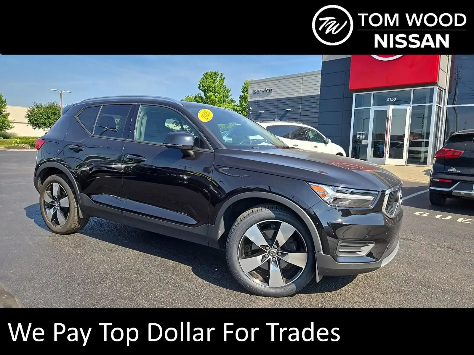 2020 Volvo XC40 T5 Momentum AWD's photo