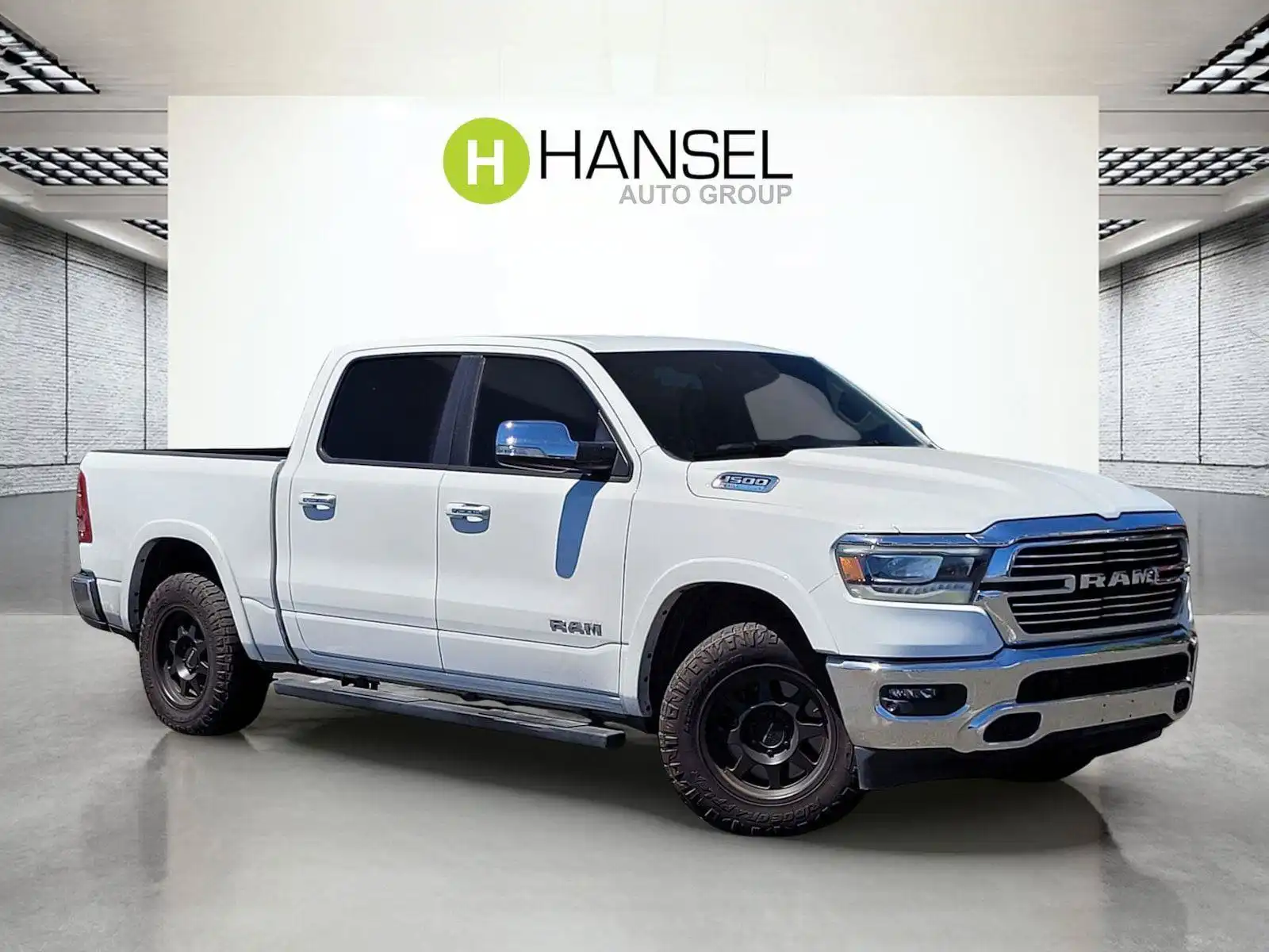 2021 RAM 1500 Laramie 4x4 Crew Cab 5'7's photo