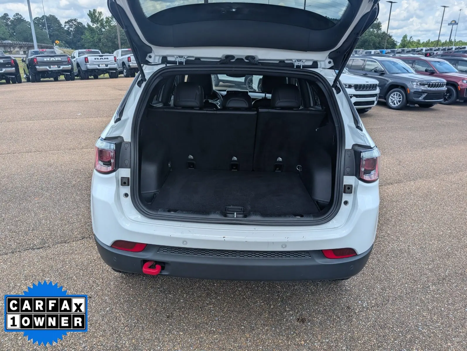 2025 Jeep Compass Trailhawk 4X4 photo 5
