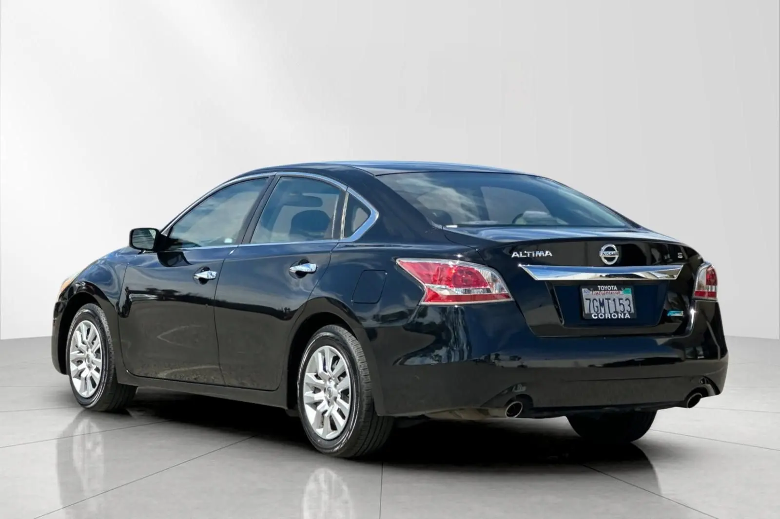 2014 Nissan Altima 2.5 S photo 5
