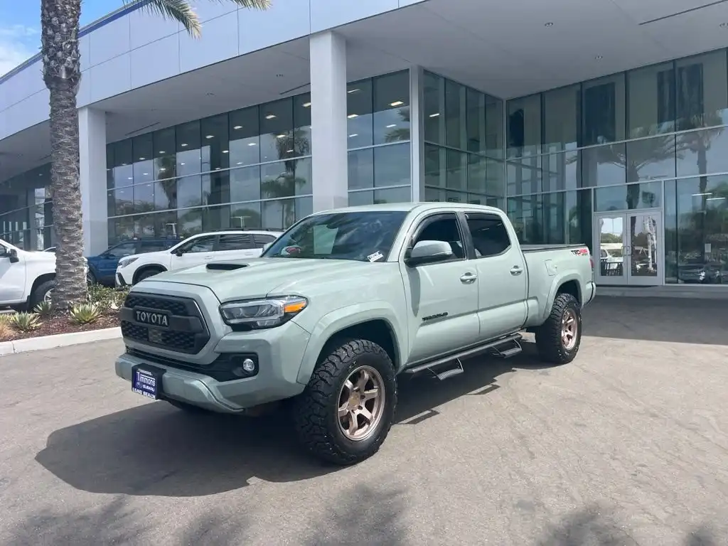 2022 Toyota Tacoma TRD Sport Double Cab V6 4WD V6 Auto Long Bed's photo