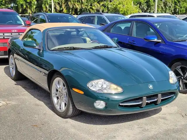2002 Jaguar XK XK8's photo