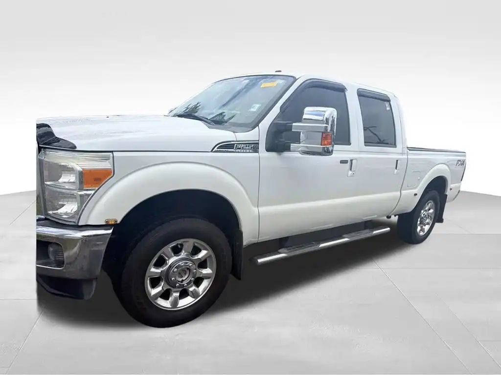 2016 Ford F-250 Lariat 4WD Crew Cab 6-3/4' Box's photo