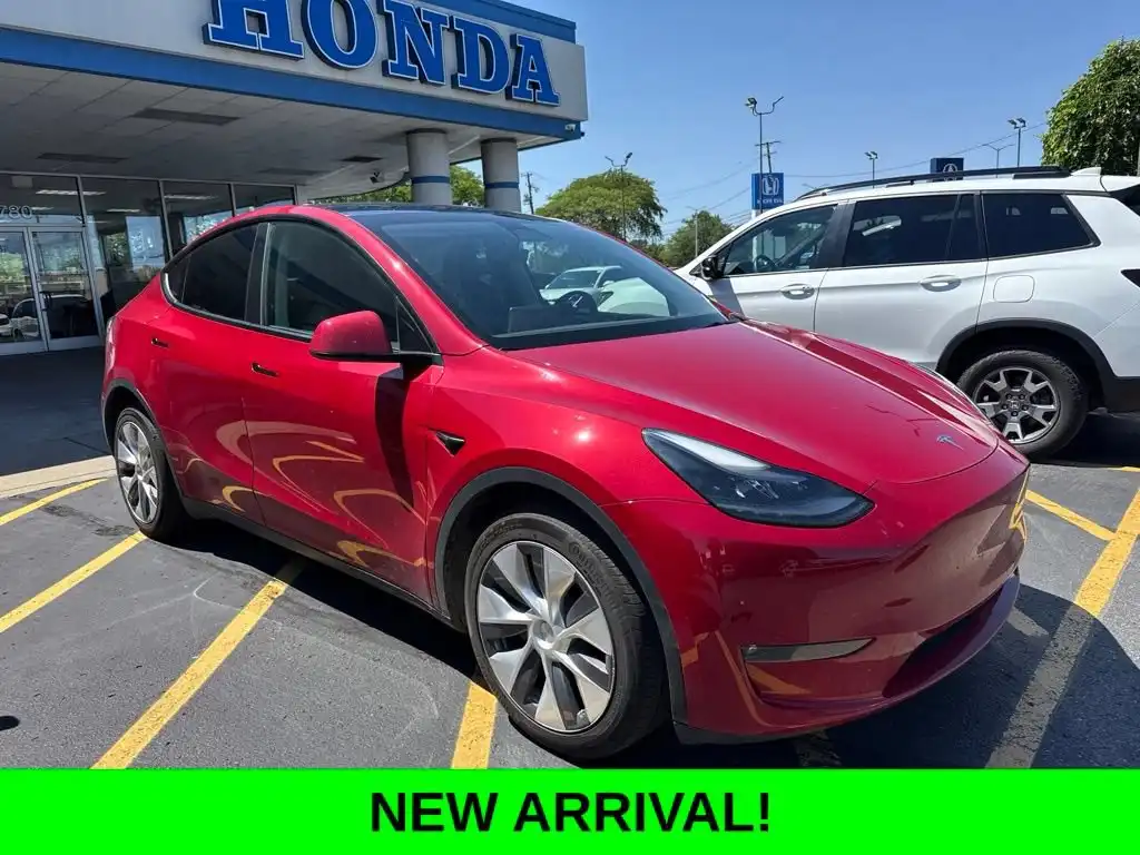 2023 Tesla Model Y Long Range Dual Motor All-Wheel Drive's photo