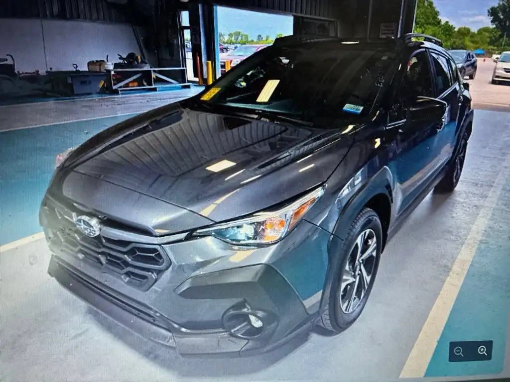 2024 Subaru Crosstrek Premium CVT's photo