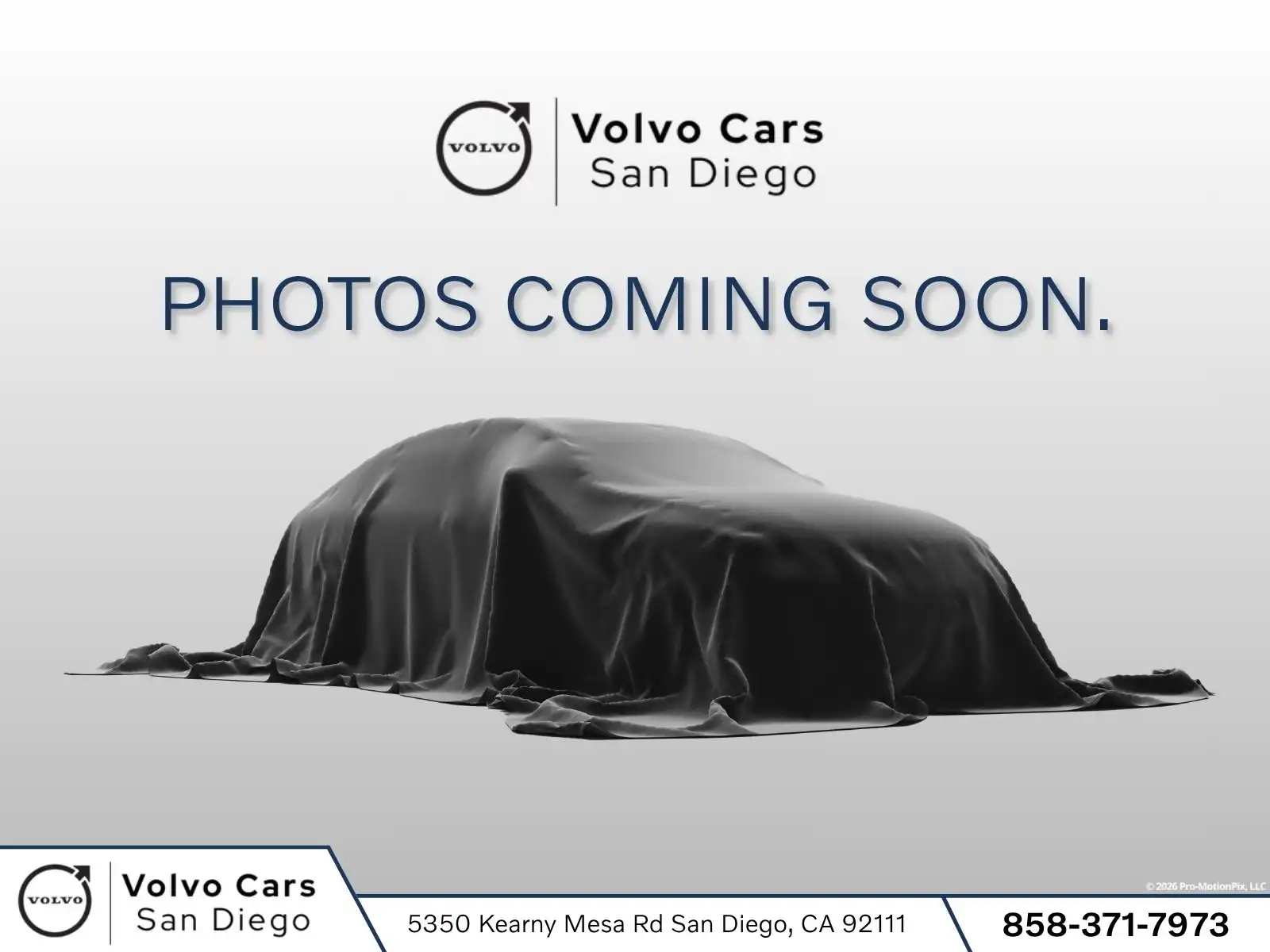 2024 Volvo XC40 B5 Ultimate Dark AWD's photo