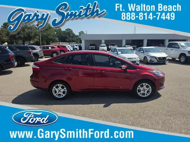 2016 Ford Fiesta SE Sedan's photo