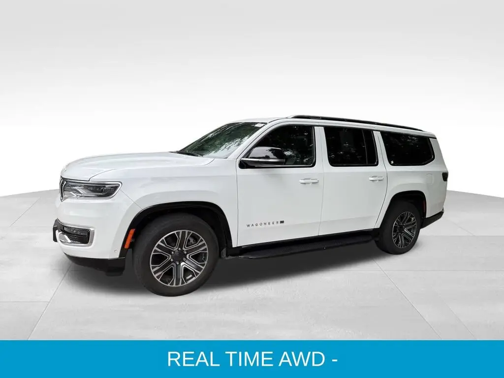 2023 Jeep Wagoneer L Series I 4WD photo 3