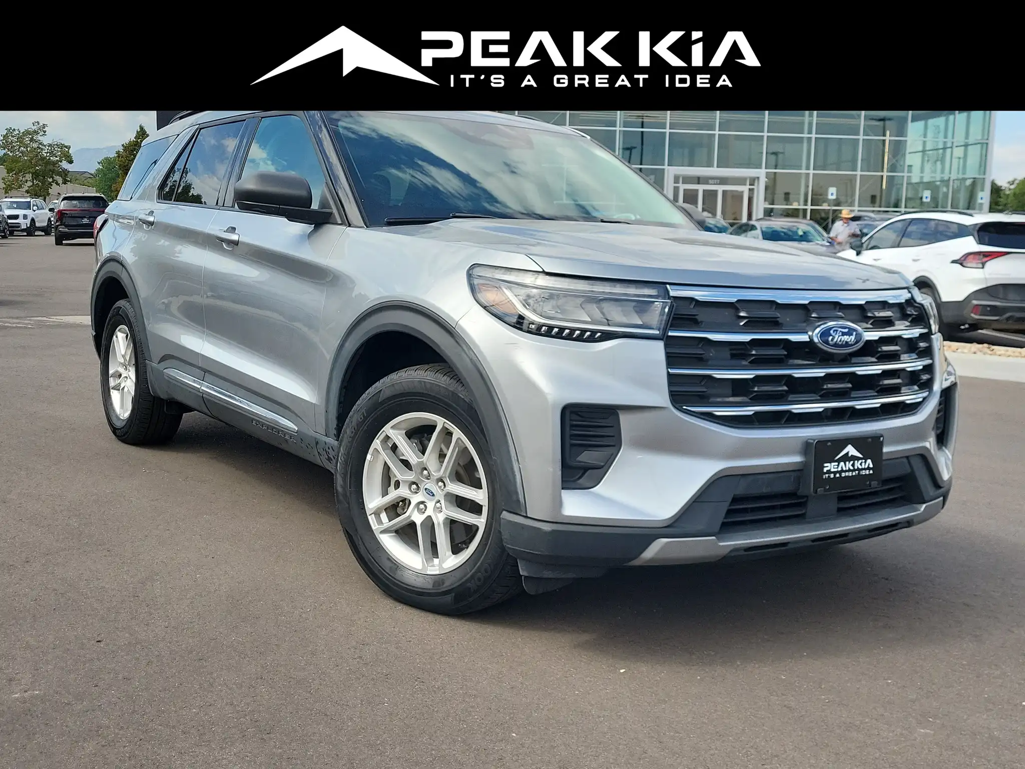2025 Ford Explorer Active 4WD PL535's photo