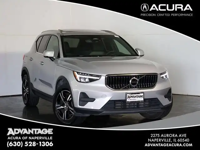 2025 Volvo XC40 B5 Core Bright AWD's photo