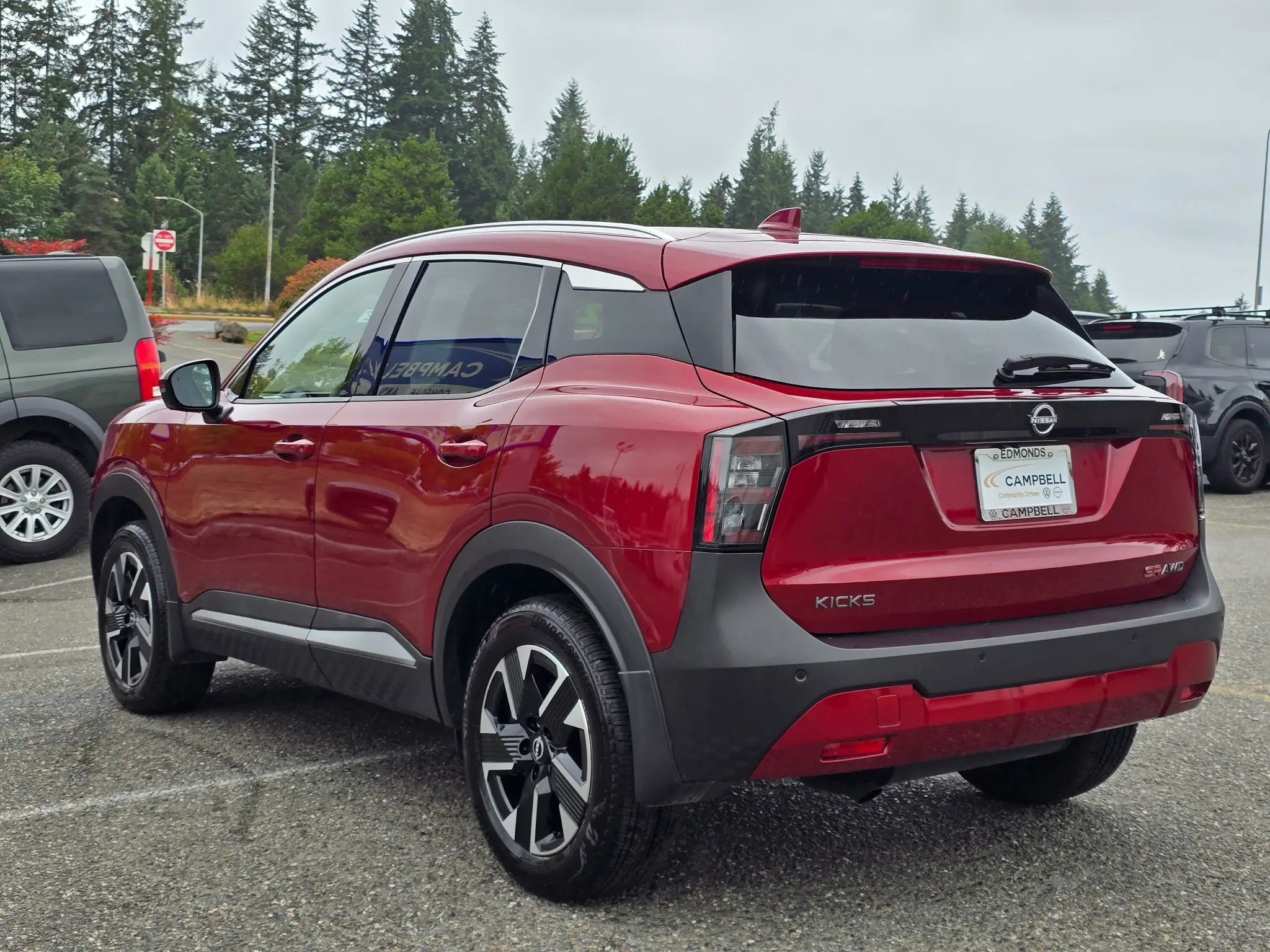 2025 Nissan Kicks 2.0 SR AWD photo 3
