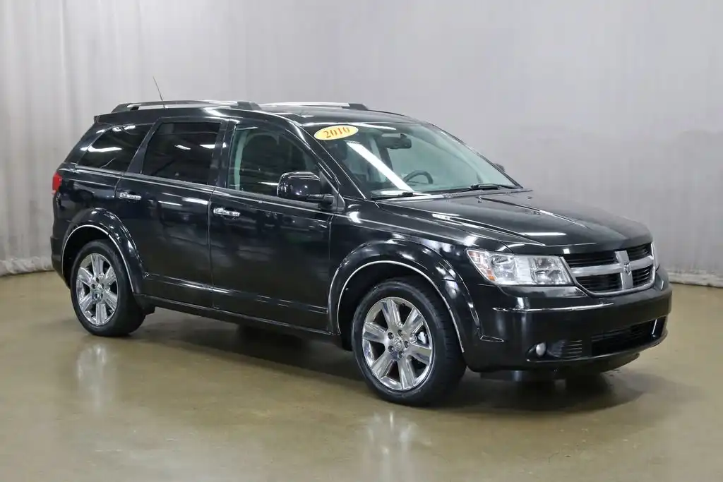 2010 Dodge Journey R/T FWD's photo