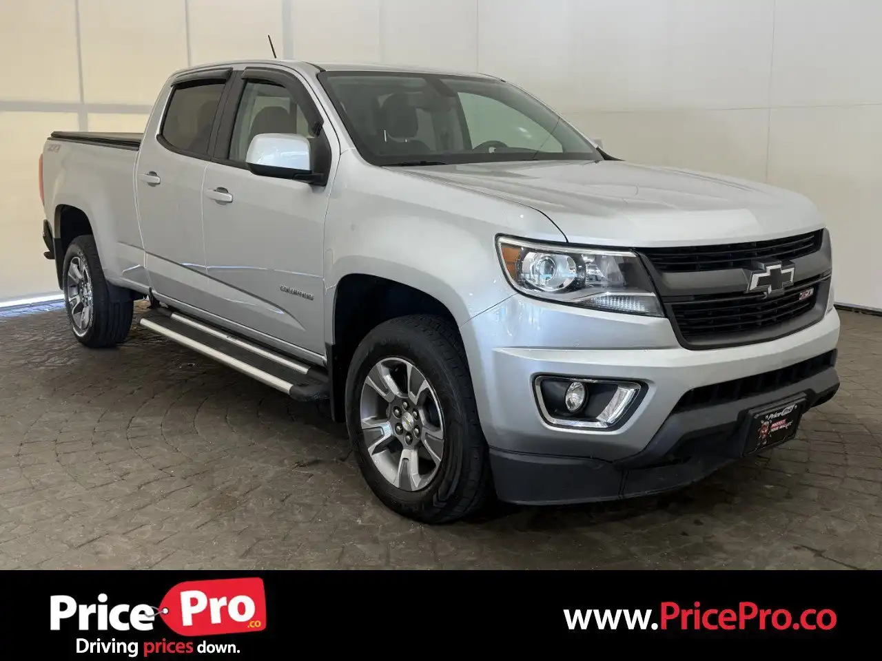 2019 Chevrolet Colorado Z71 4WD Crew Cab Short Box's photo