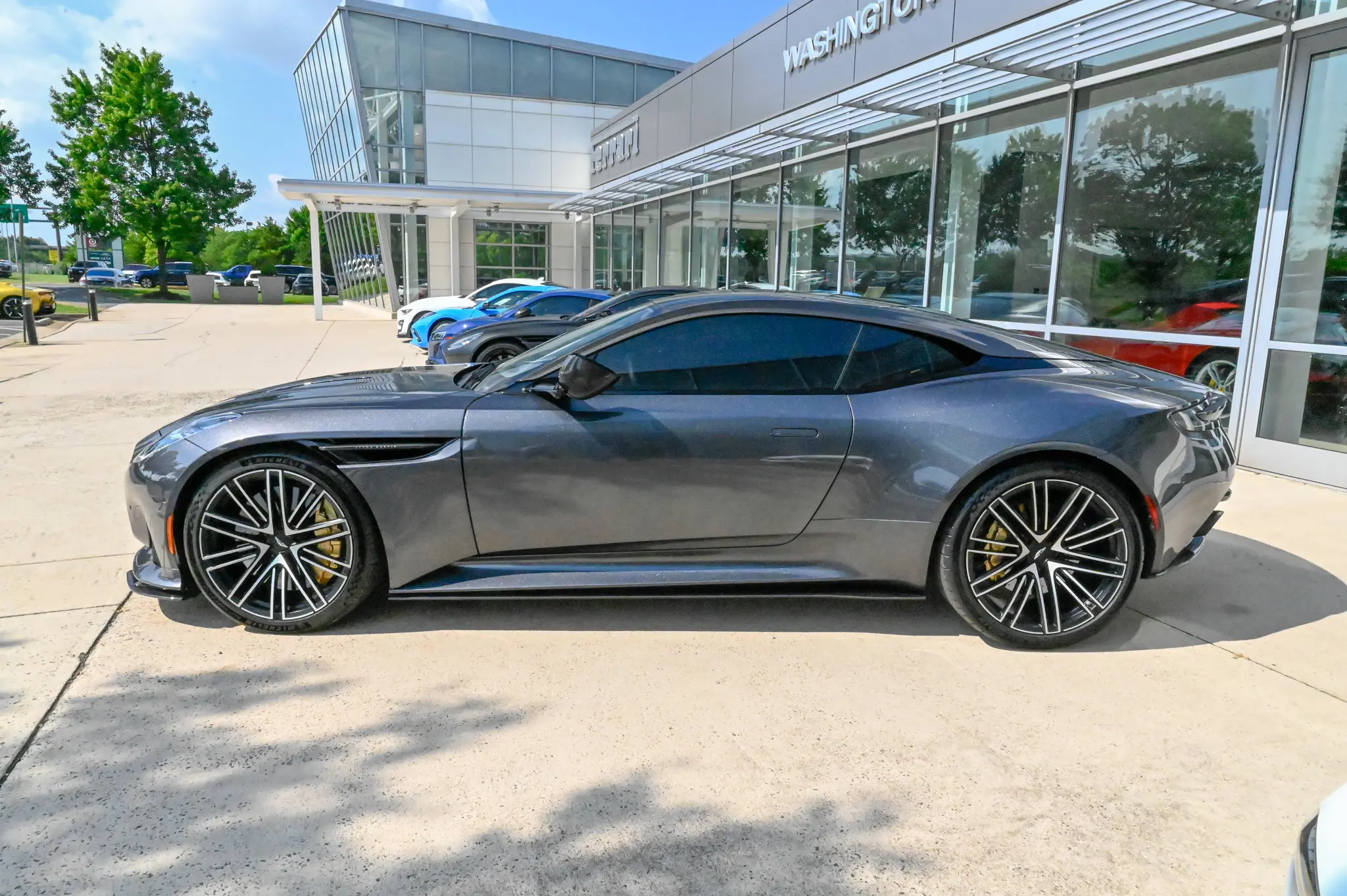 2024 Aston Martin DB12 Coupe photo 3