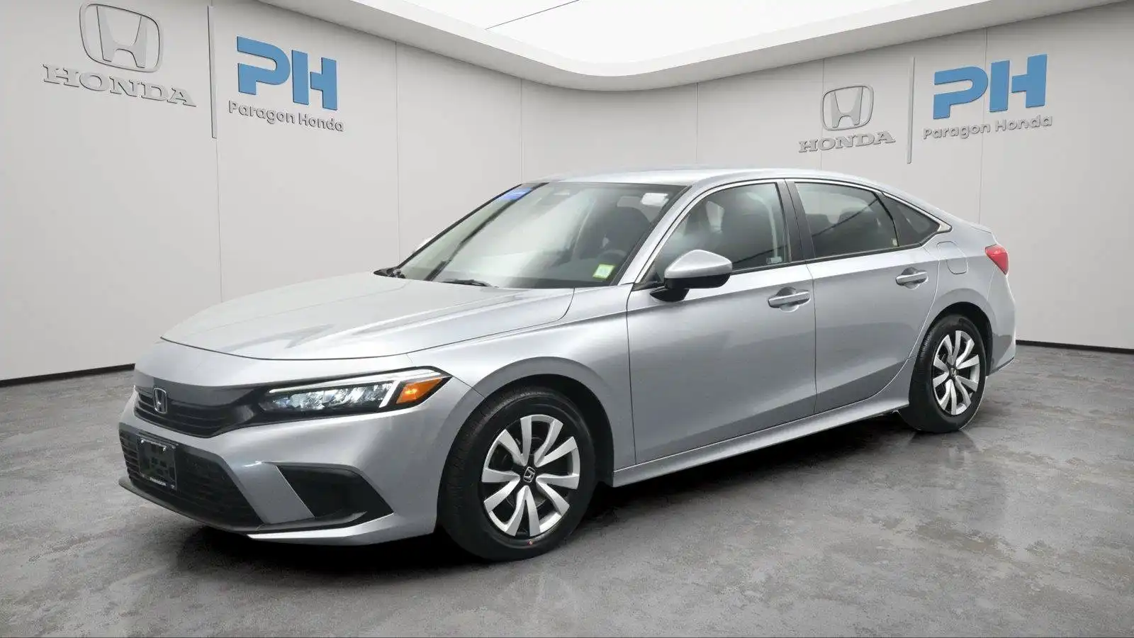 2024 Honda Civic LX CVT's photo