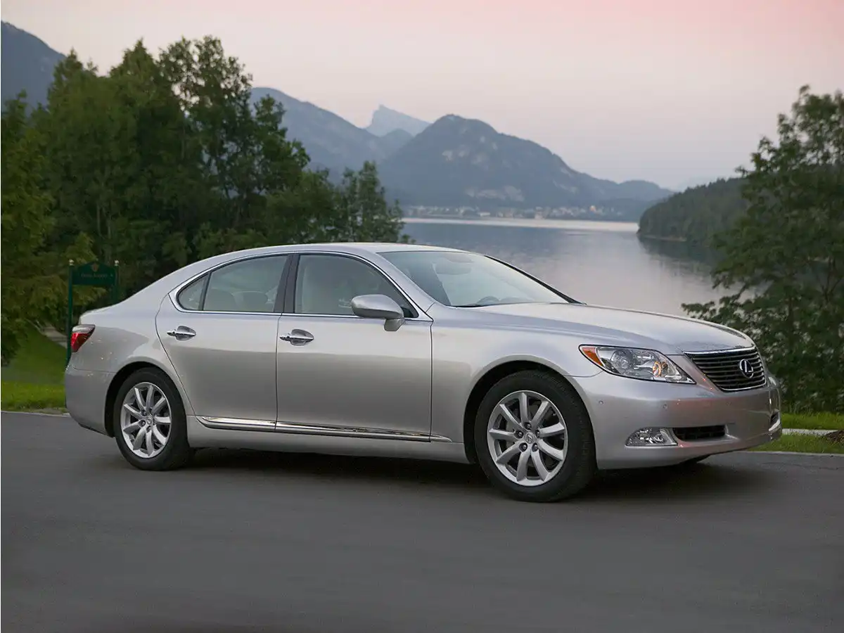 2008 Lexus LS 500 460's photo