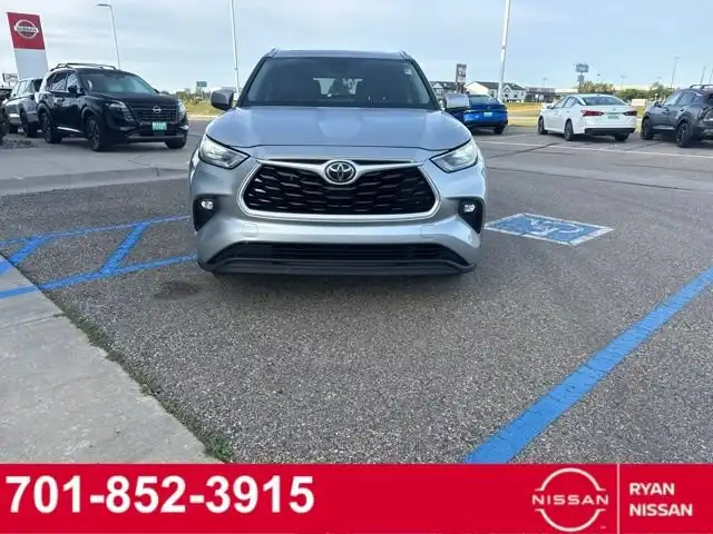 2020 Toyota Highlander XLE 2WD V6's photo