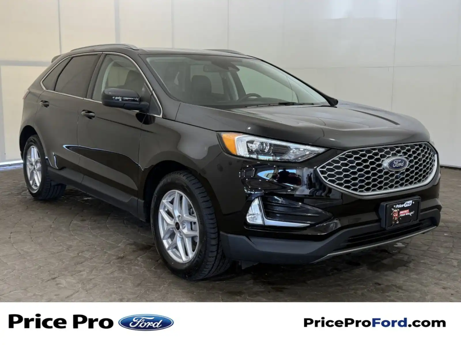 2023 Ford Edge SEL AWD's photo