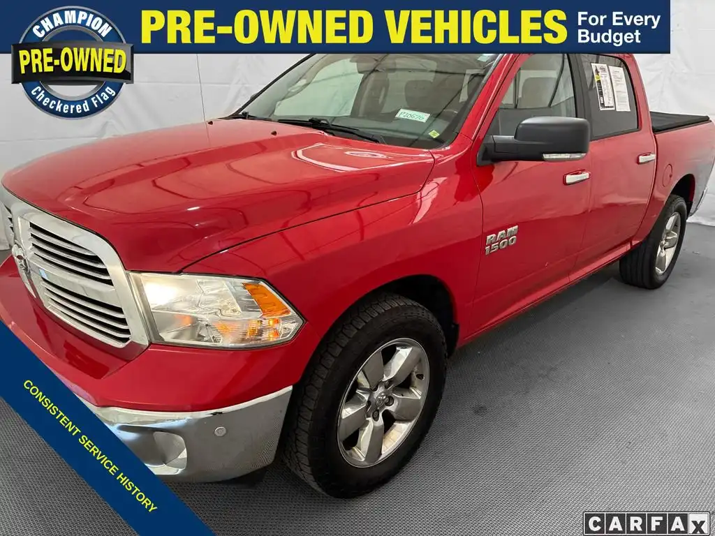 2018 RAM 1500 Big Horn 4x4 Crew Cab 5'7's photo