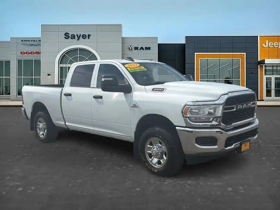 2023 RAM 3500 Tradesman 4X4 Crew Cab SWB's photo