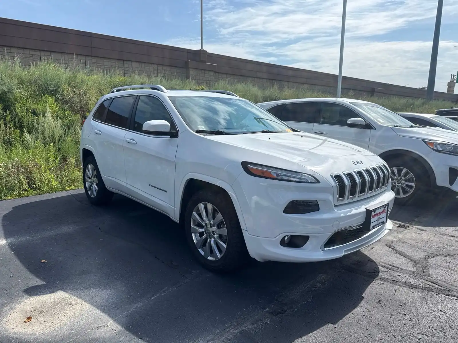 2017 Jeep Cherokee Overland 4X4's photo