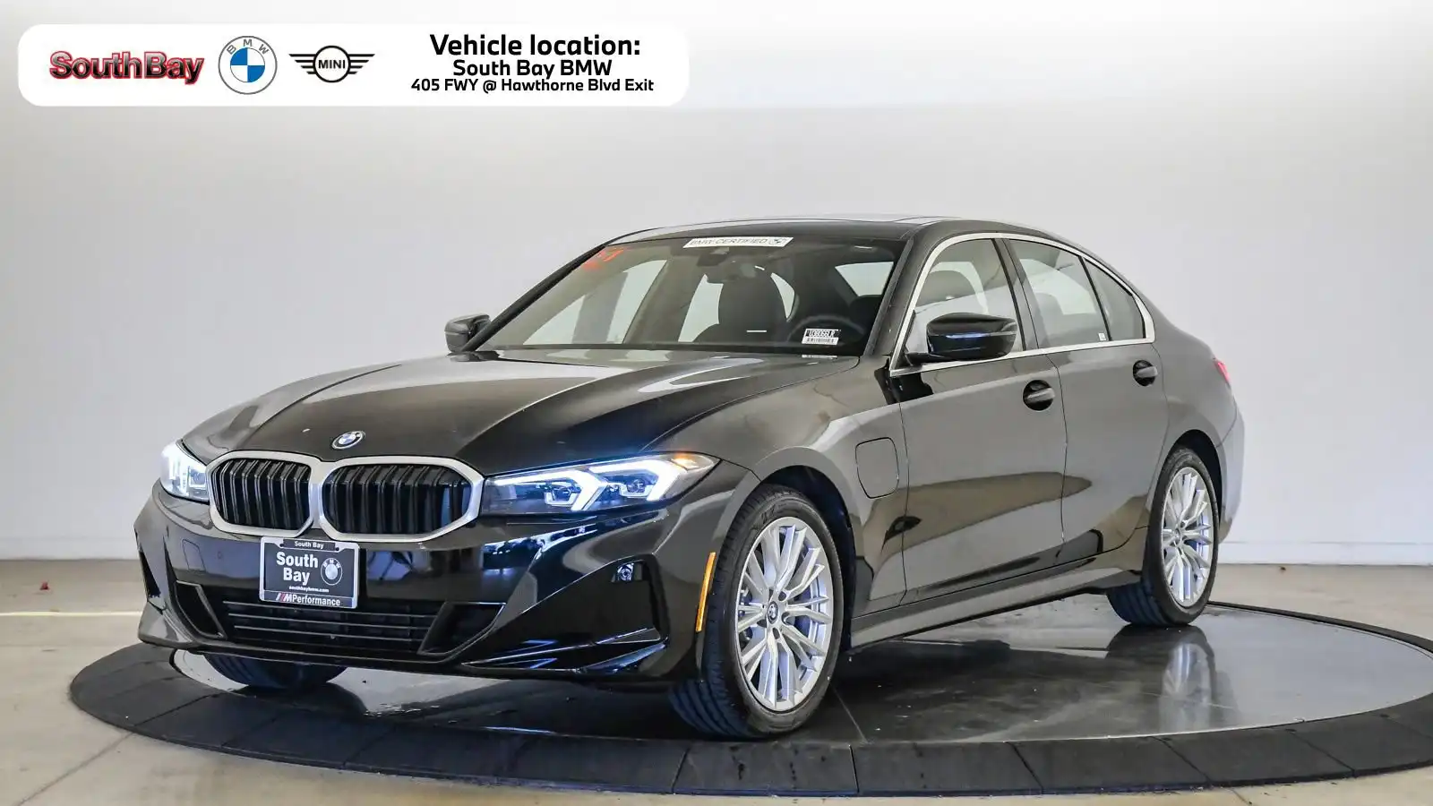 2024 BMW 3 Series 330e Sedan's photo