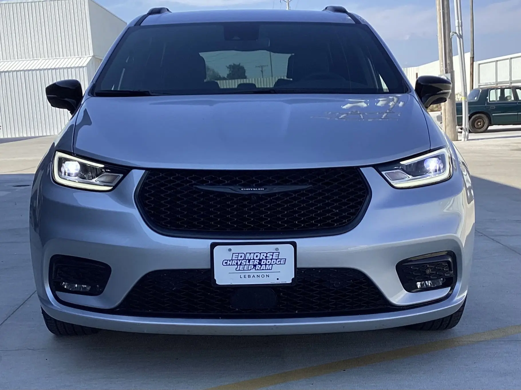 Vehicle Image 2