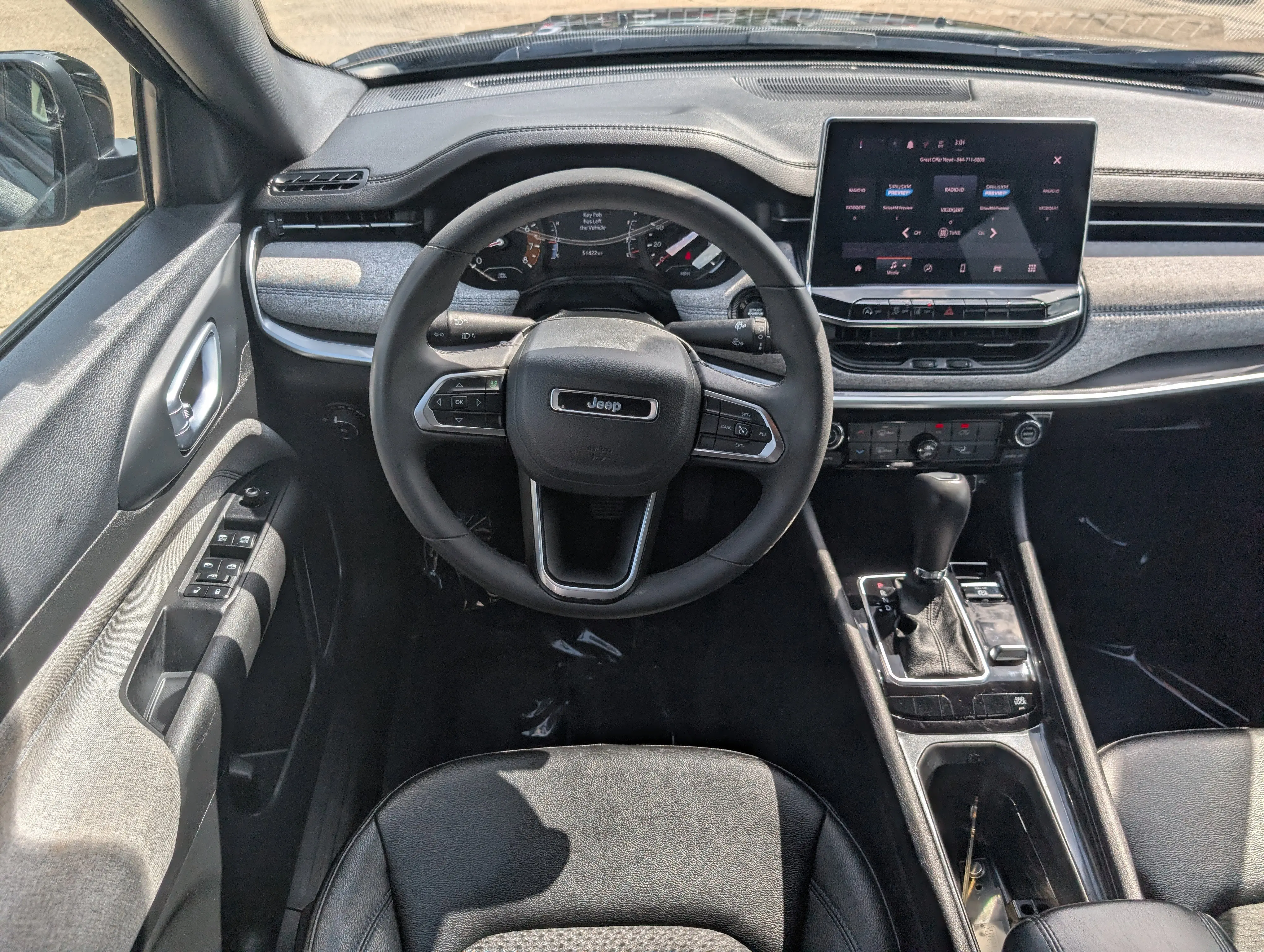 2024 Jeep Compass Latitude 4X4 photo 3