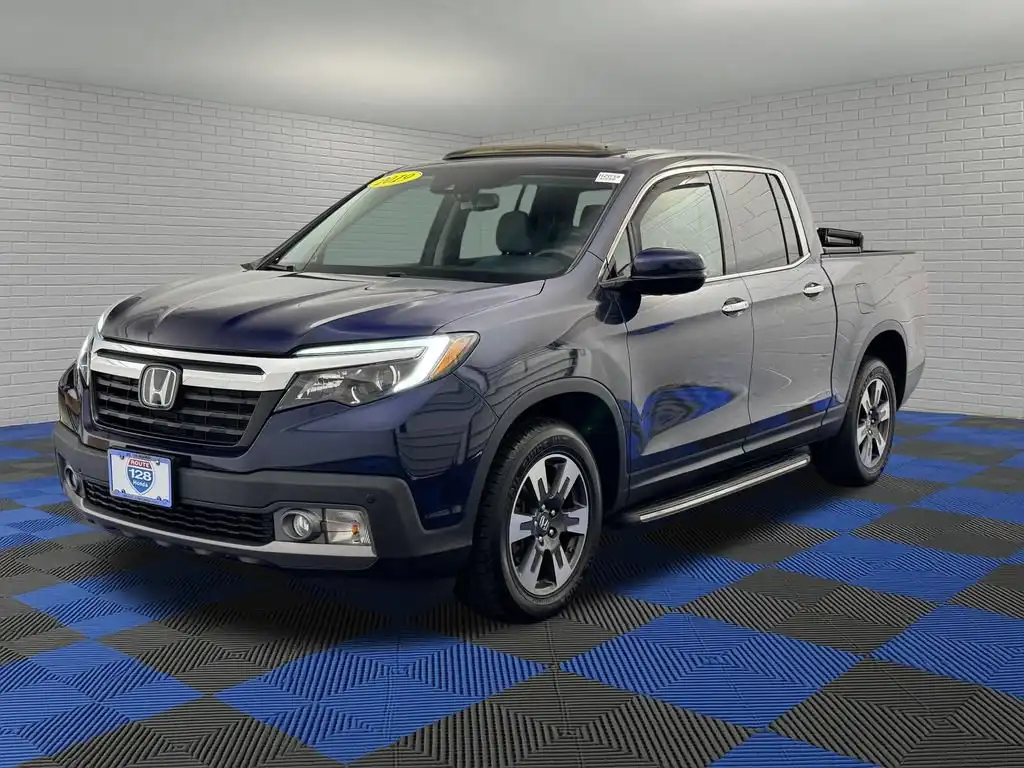 2019 Honda Ridgeline RTL-E AWD's photo