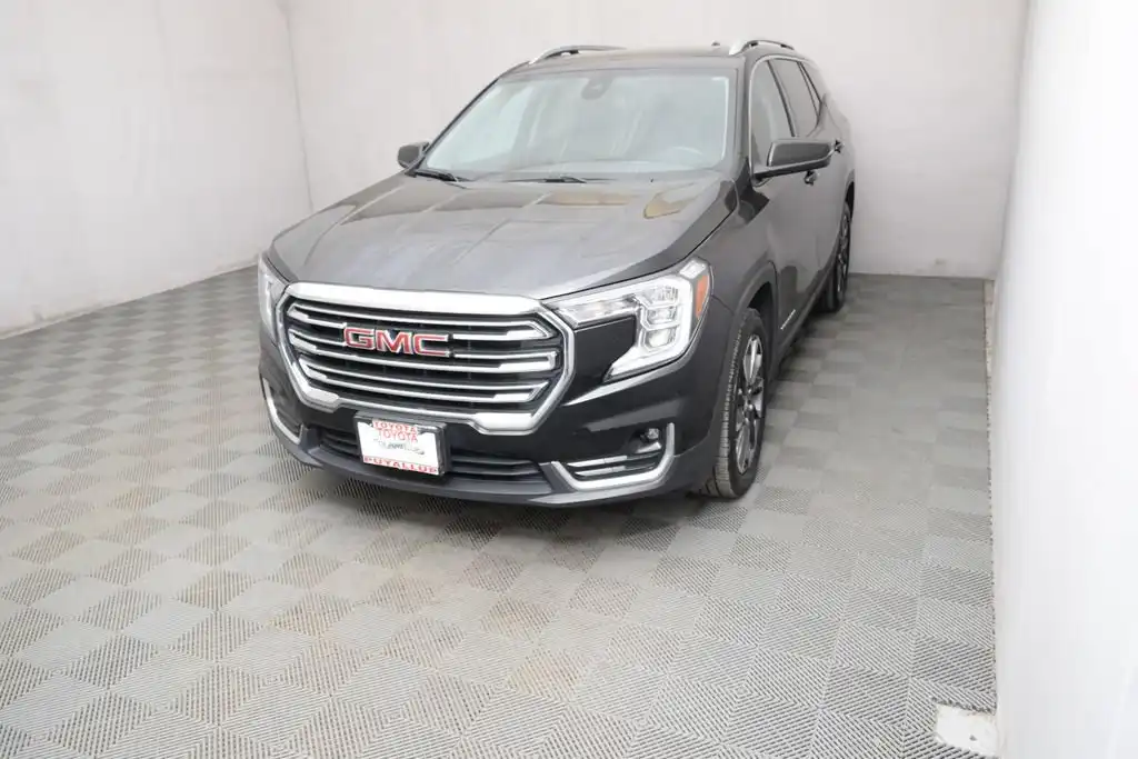 2022 GMC Terrain SLT AWD's photo