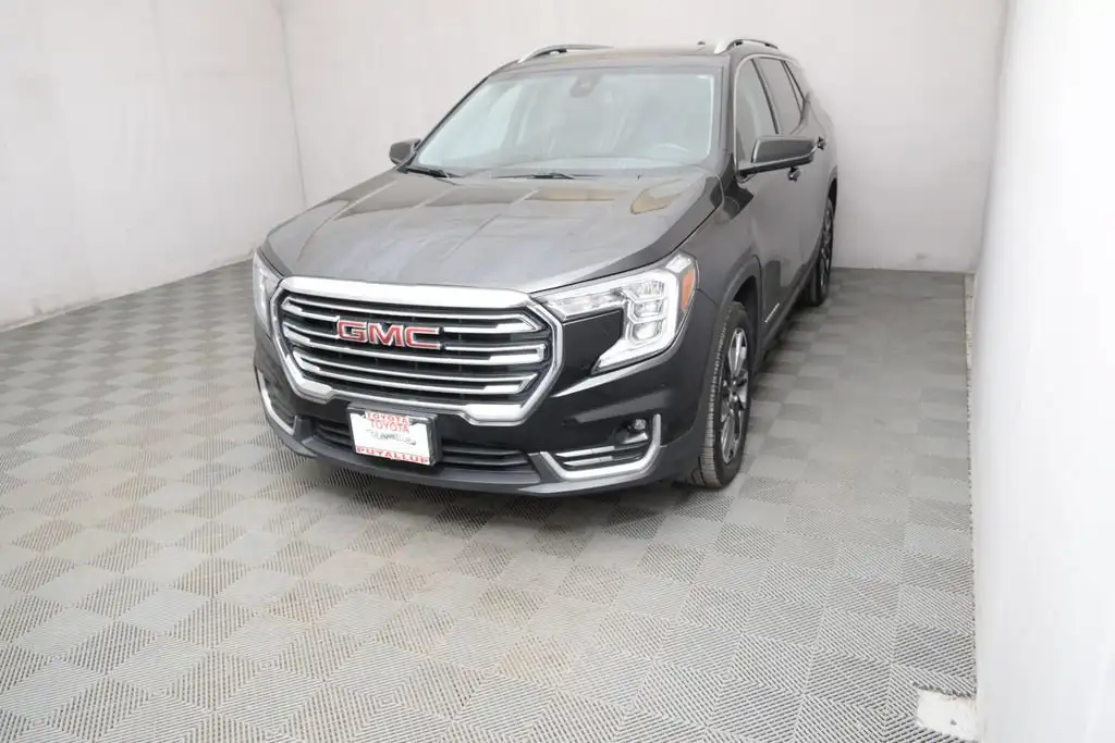 2022 GMC Terrain SLT AWD's photo