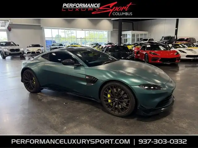 2022 Aston Martin Vantage F1's photo