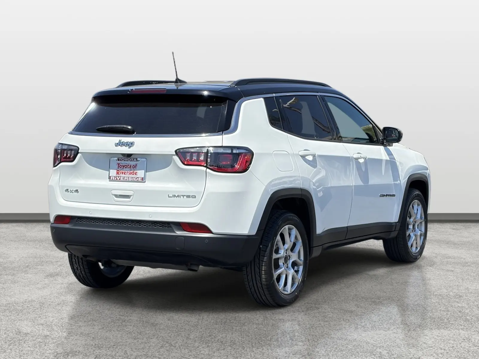 2025 Jeep Compass Limited 4X4 photo 5