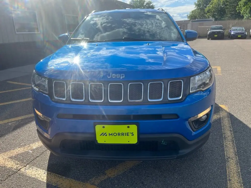 2018 Jeep Compass Latitude 4X4 photo 3