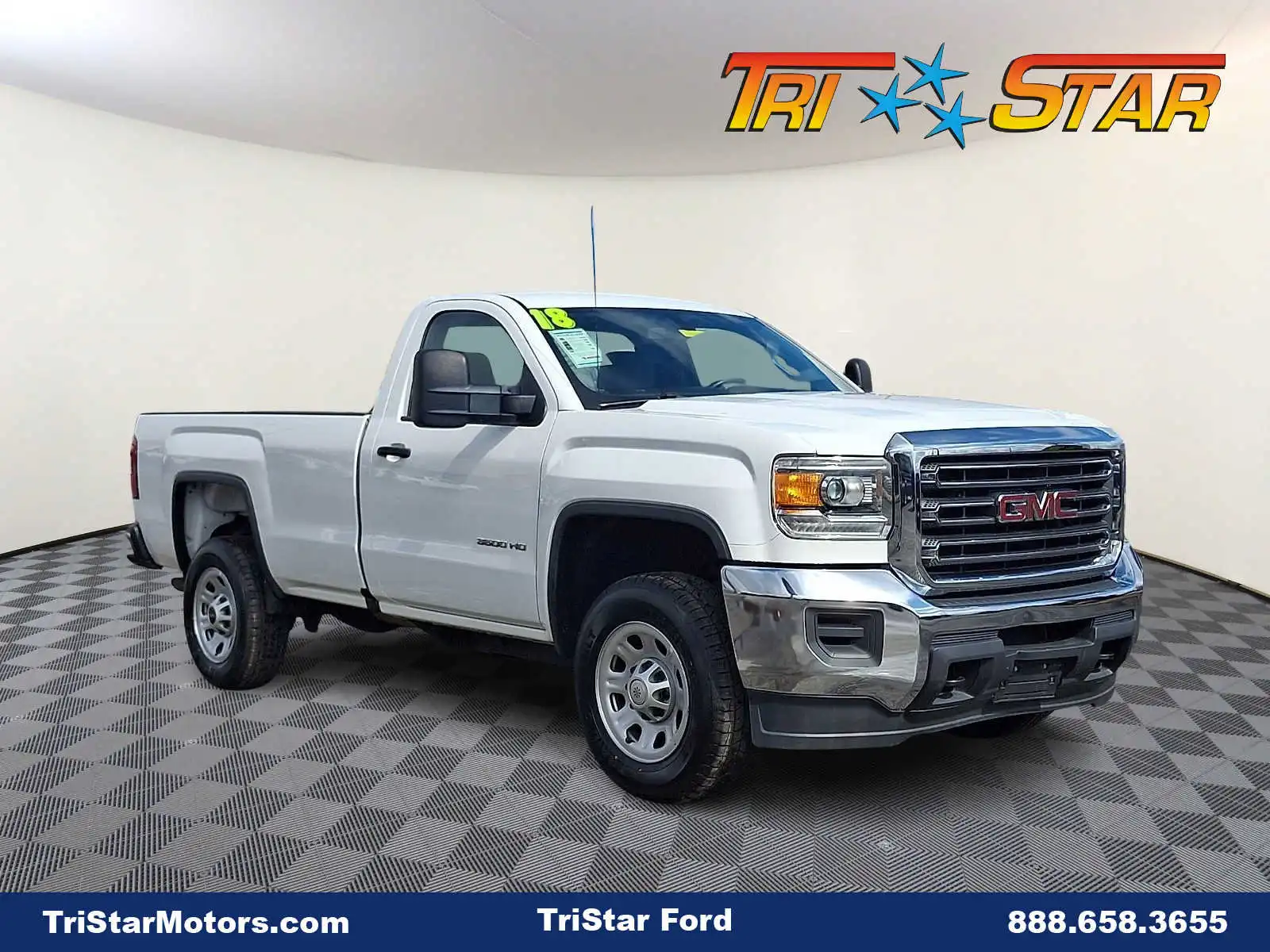 2018 GMC Sierra 2WD Regular Cab Long Box DRW's photo