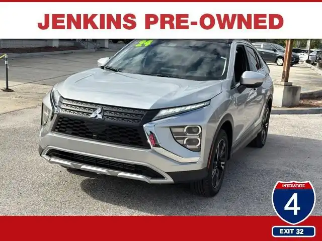 2024 Mitsubishi Eclipse Cross SE S-AWC's photo