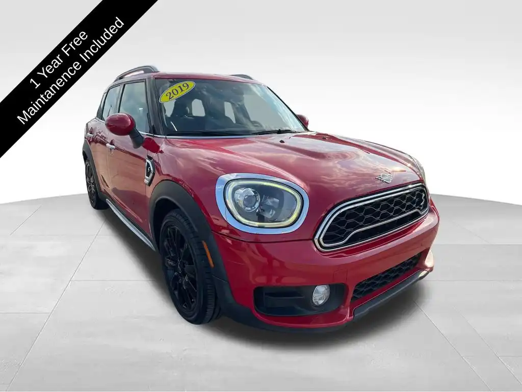 2019 MINI Countryman Cooper S Signature's photo