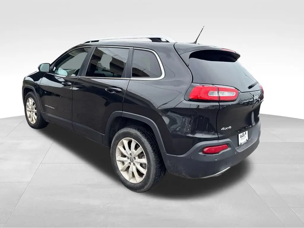 2014 Jeep Cherokee Limited 4WD photo 3