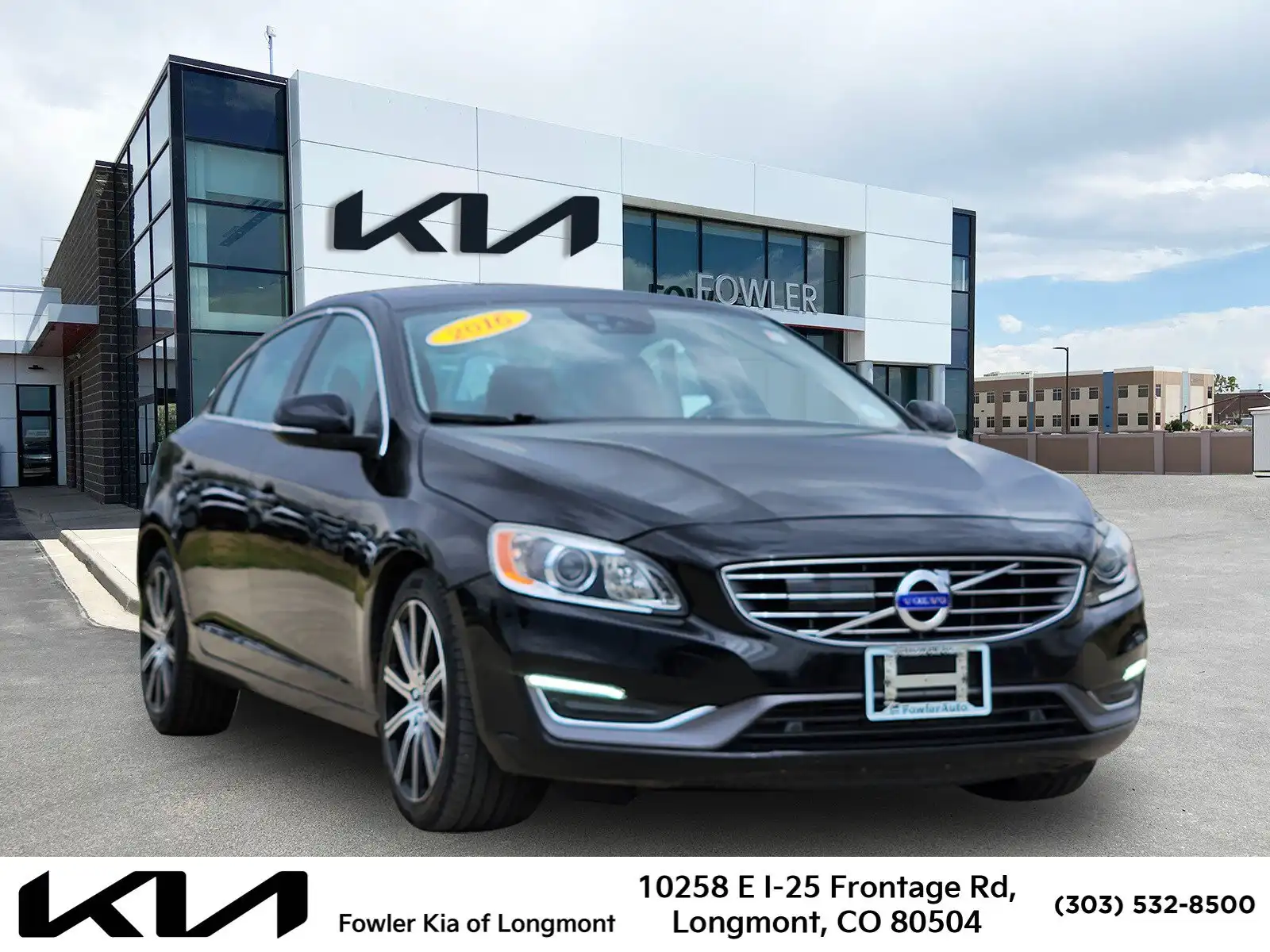 2016 Volvo S60 T5 AWD Inscription Platinum's photo