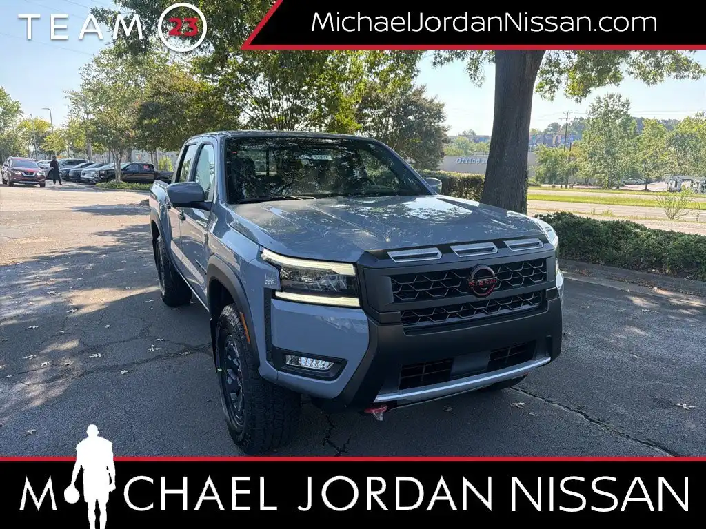 2027 Nissan Frontier PRO-4X Crew Cab 4WD's photo