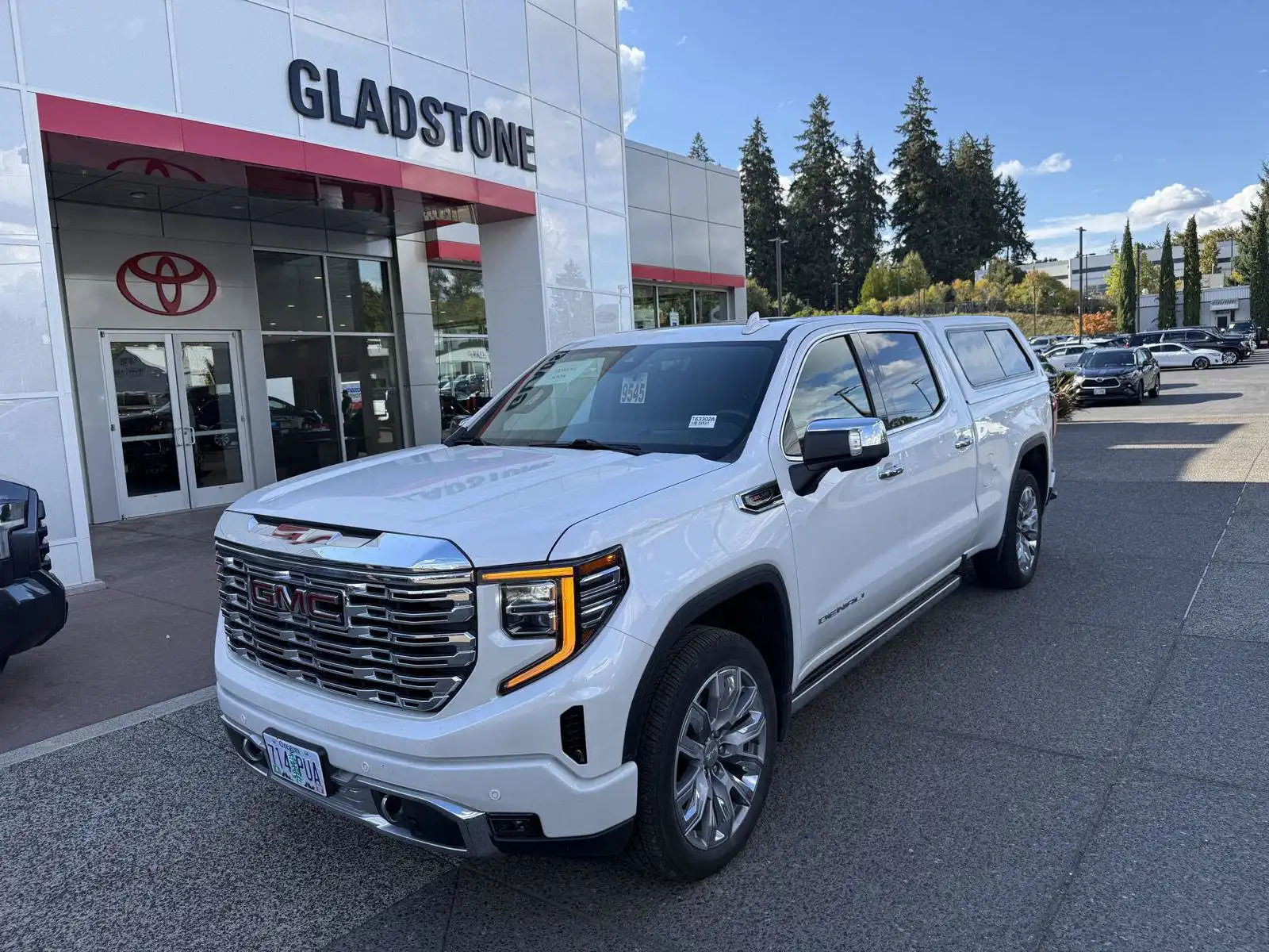 2024 GMC Sierra Denali 4WD Crew Cab Standard Box's photo