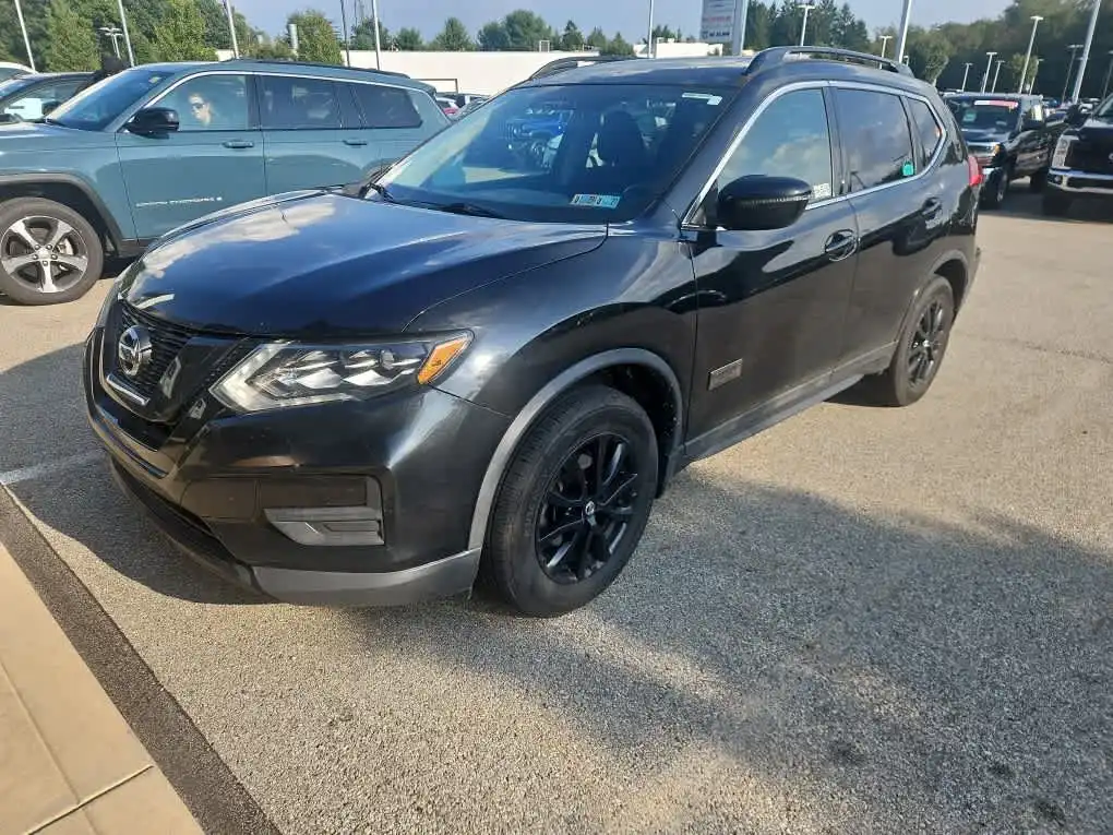 2017 Nissan Rogue SV AWD's photo