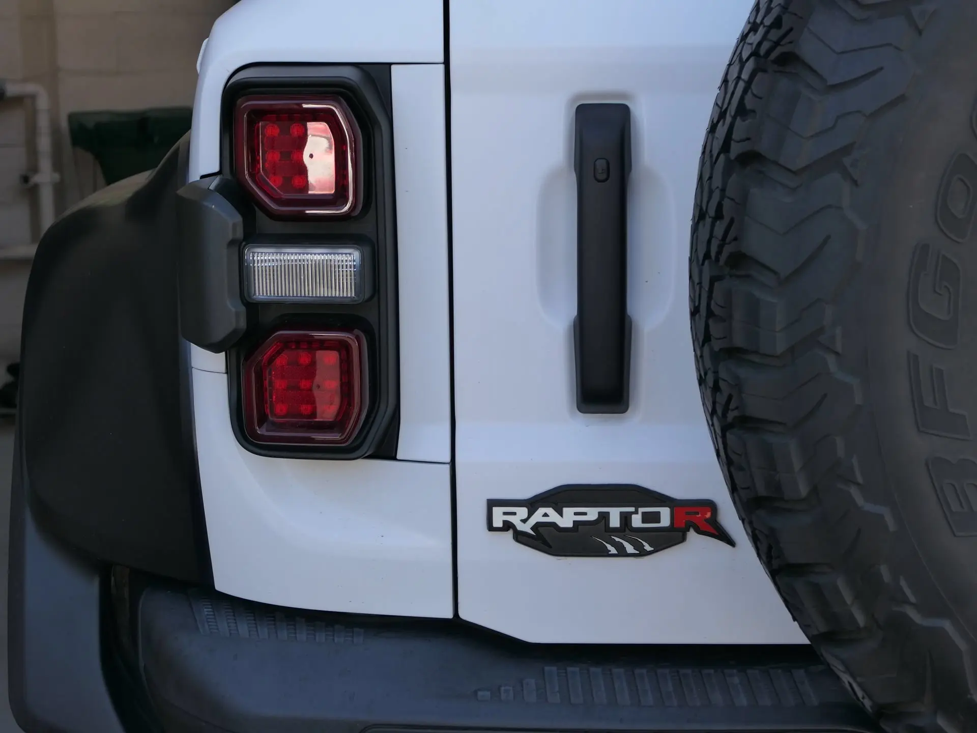 2022 Ford Bronco Raptor 4WD photo 5