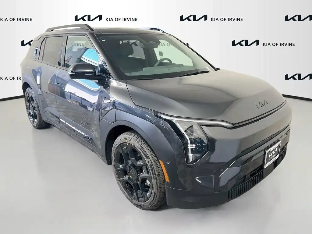 2027 Kia EV3 AWD Land's photo