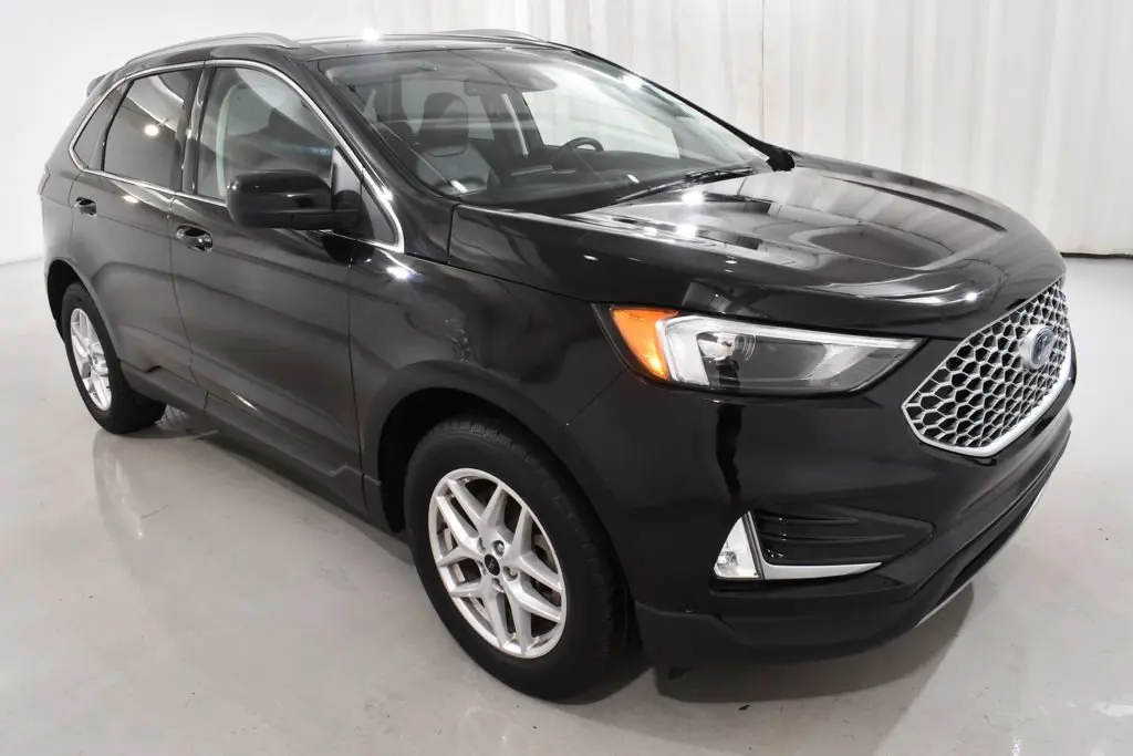 2023 Ford Edge SEL AWD photo 5