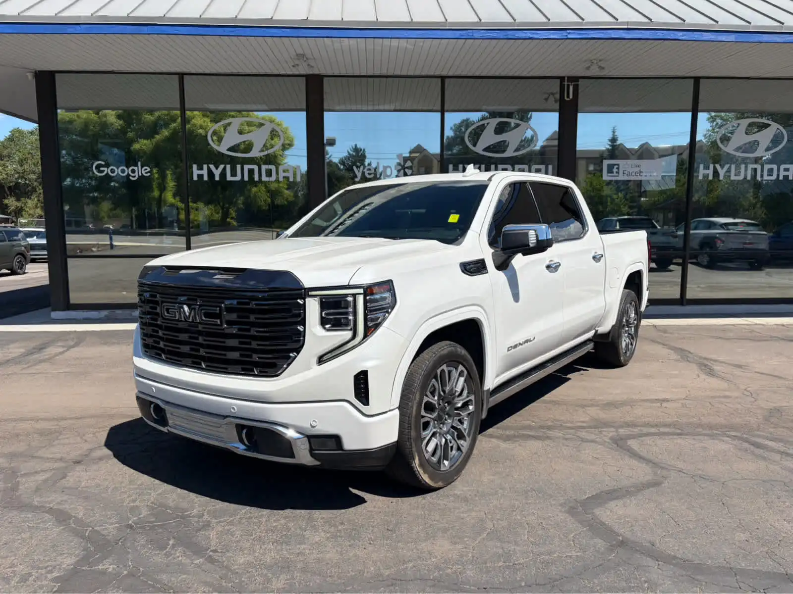 2024 GMC Sierra 4WD Crew Cab Short Box Denali Ultimate's photo