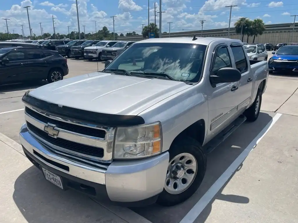 2011 Chevrolet Silverado 1500 LS 4WD Crew Cab's photo