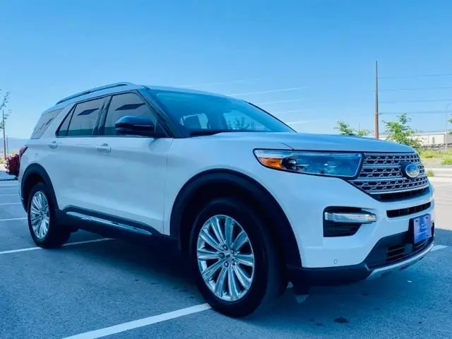 2021 Ford Explorer Limited HEV 4WD photo 3