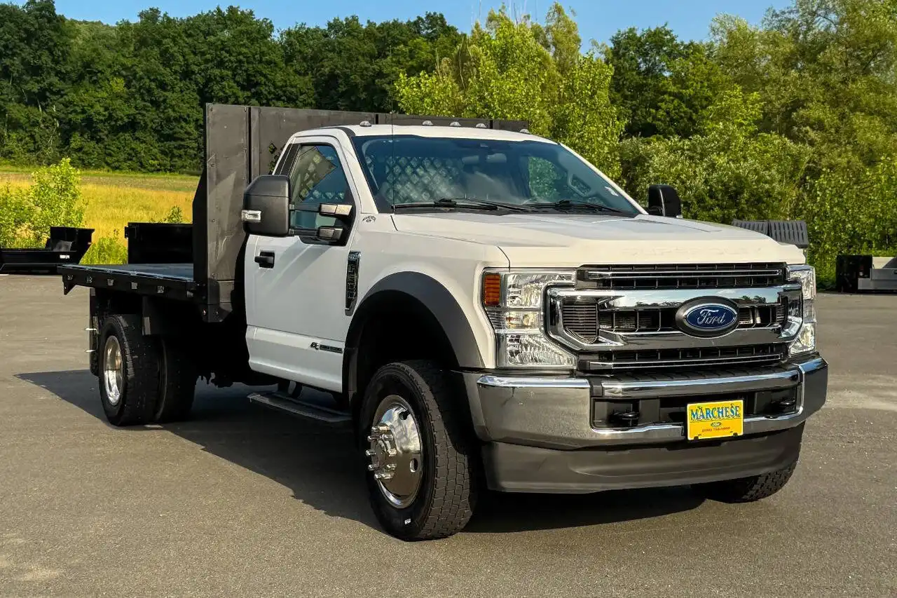 2022 Ford F-600 XL 4x4 Regular Cab 169-In DRW's photo